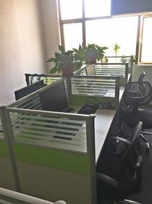 深圳辦公設備急轉 12套卡位屏風、電腦、沙發、老板桌全套9成新低價轉讓